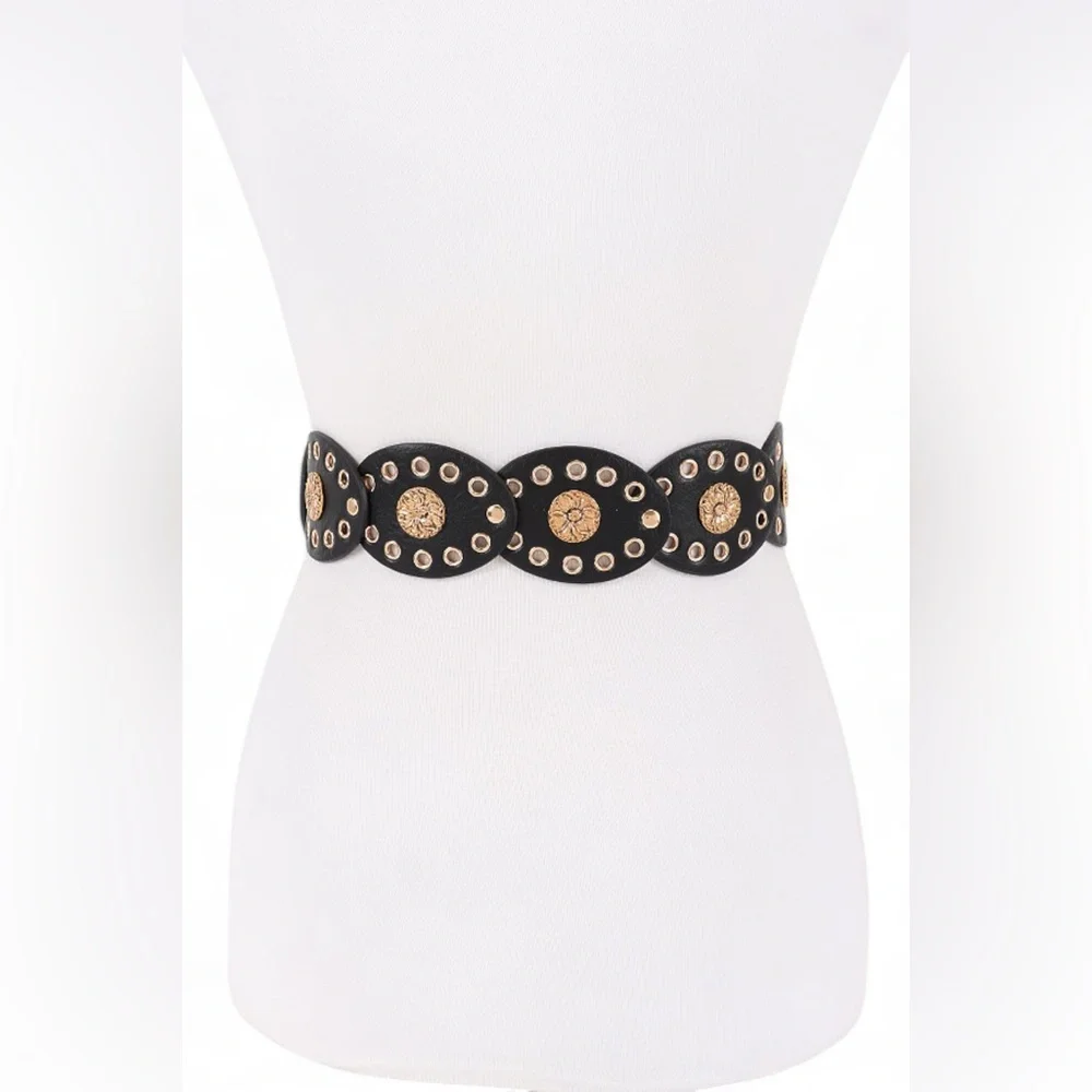 Black Engraved Round Circle Concho Western Statement Belt